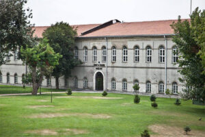 Read more about the article Yıldız Teknik Üniversitesi 2021 Yetenek Sınavı Takvimi